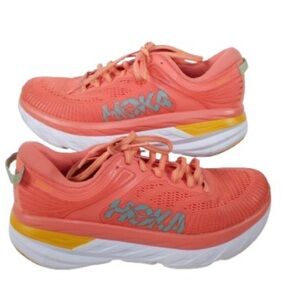 Hoka Peach Bondi 7 Shoes, Size: 7.5 Women (F27222A)